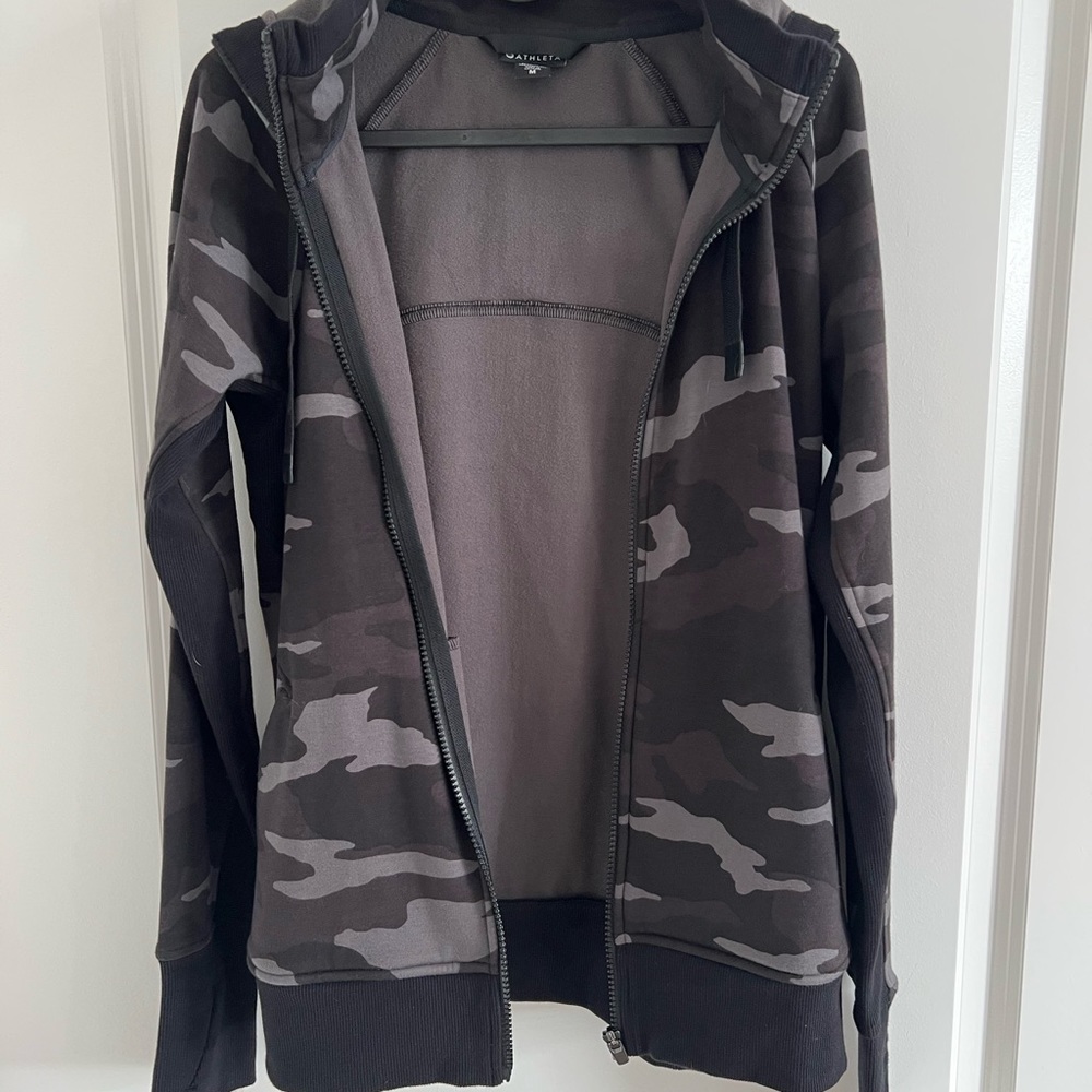 Athleta zip up hoodie with thumb holes